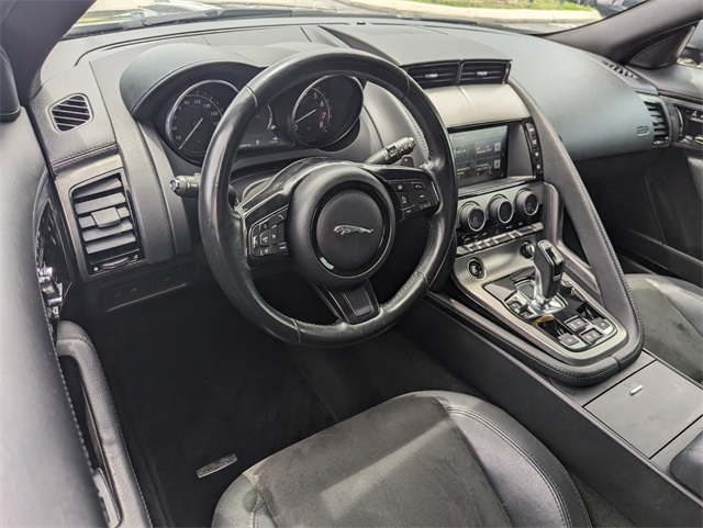 2016 Jaguar F-TYPE Base photo 8