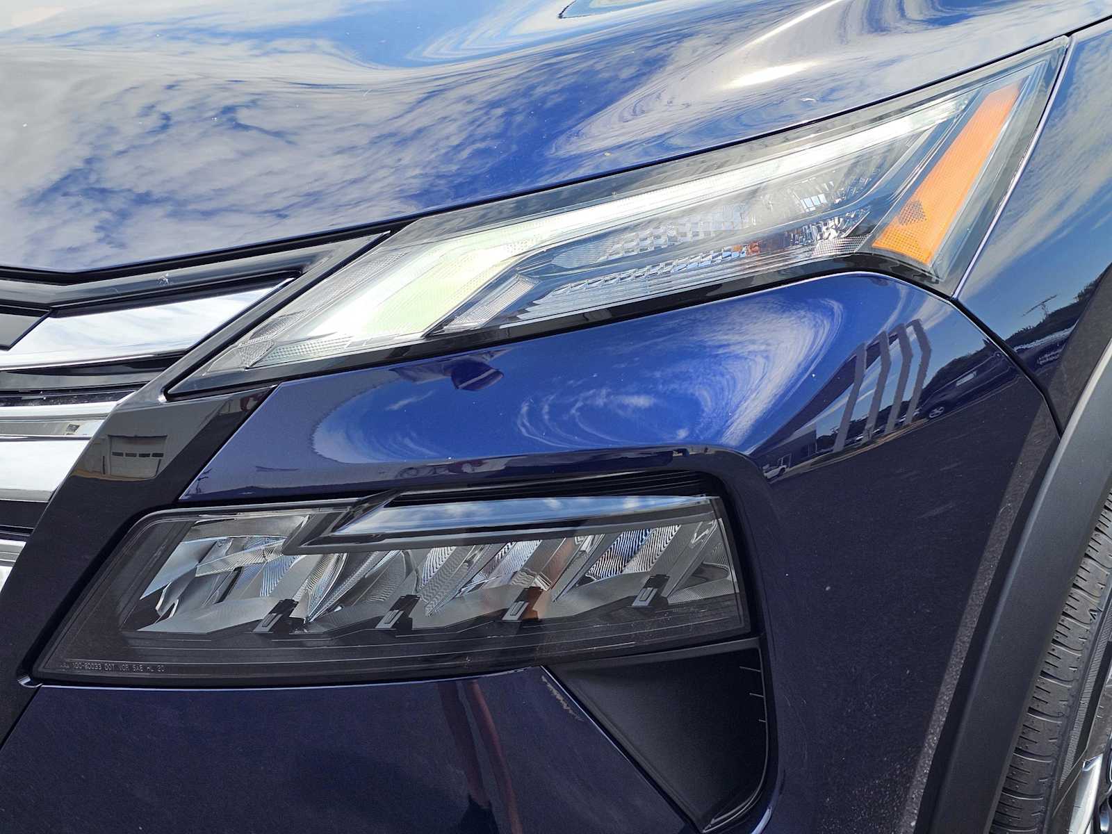2026 Nissan Rogue SV photo 3