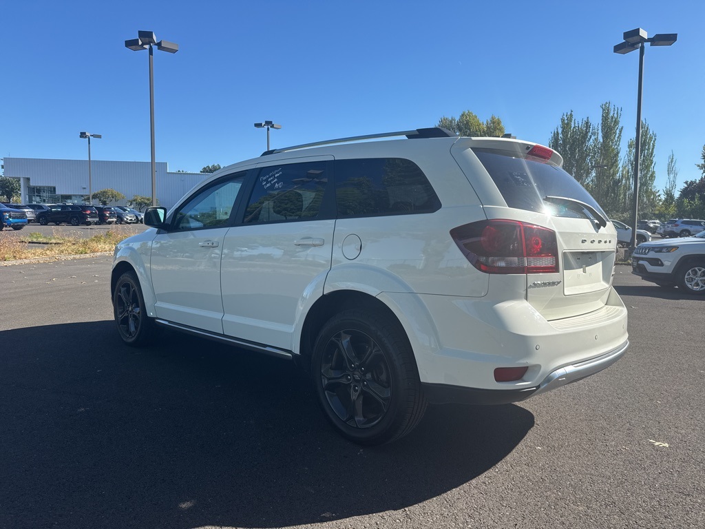 2020 Dodge Journey Crossroad photo 2