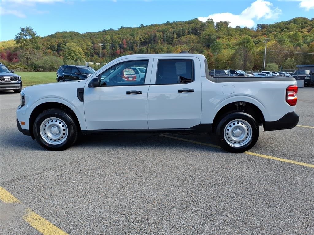 2025 Ford Maverick XL photo 2