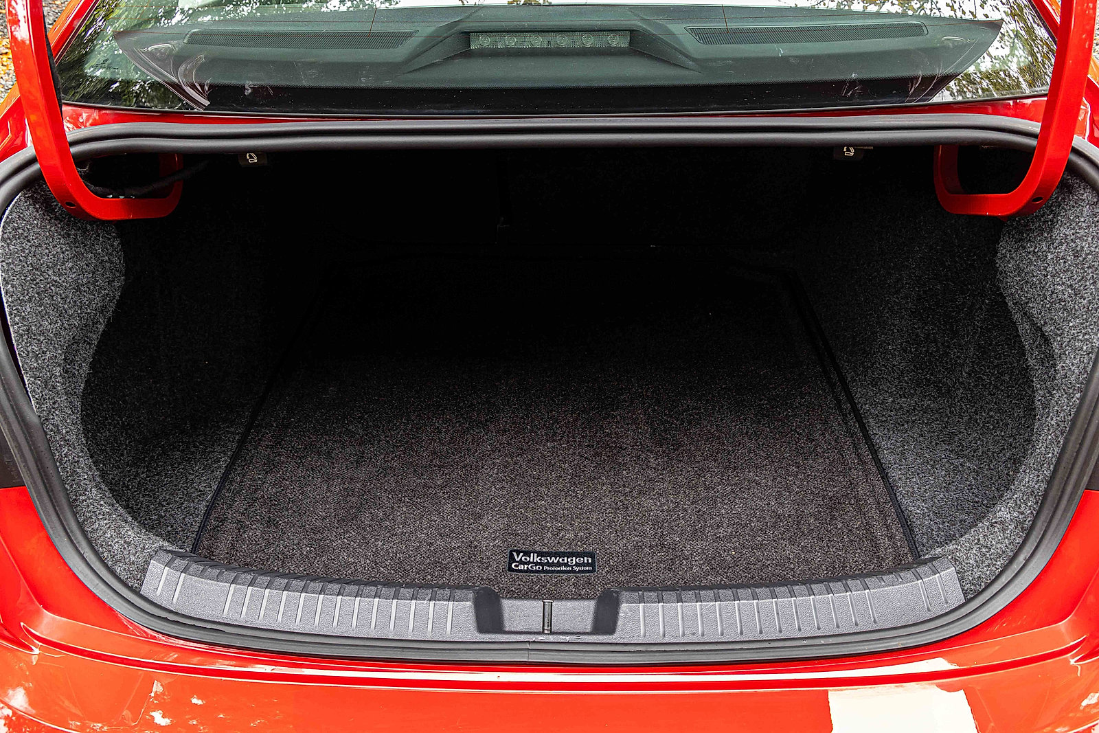 2019 Volkswagen Jetta SE R-Line photo 24