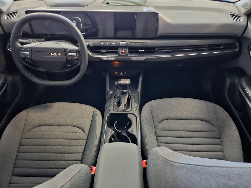 2025 Kia K4 EX photo 22
