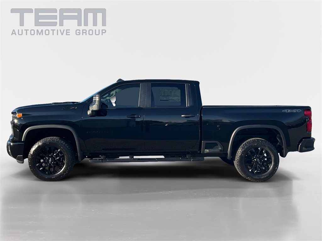2026 Chevrolet Silverado 2500HD Custom photo 4