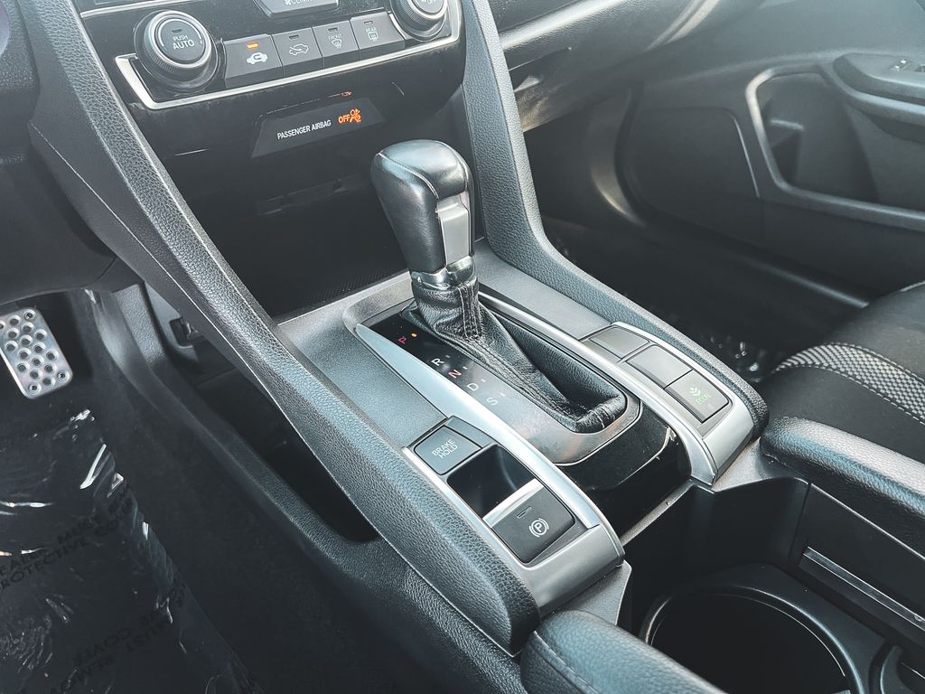 2019 Honda Civic Sport photo 18