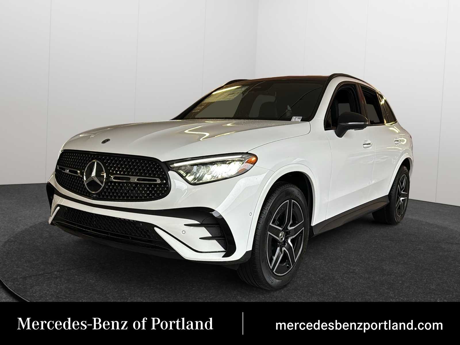 2026 Mercedes-Benz GLC Base's photo