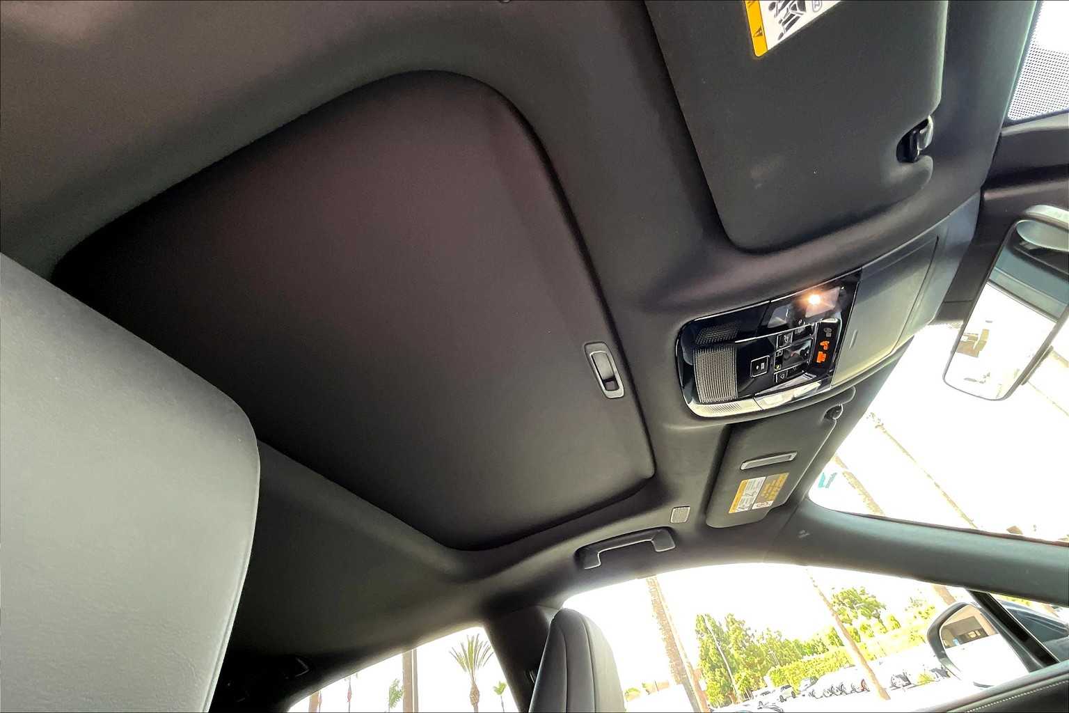 2025 Lexus RX 350 photo 12