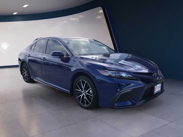 2024 Toyota Camry SE photo 7