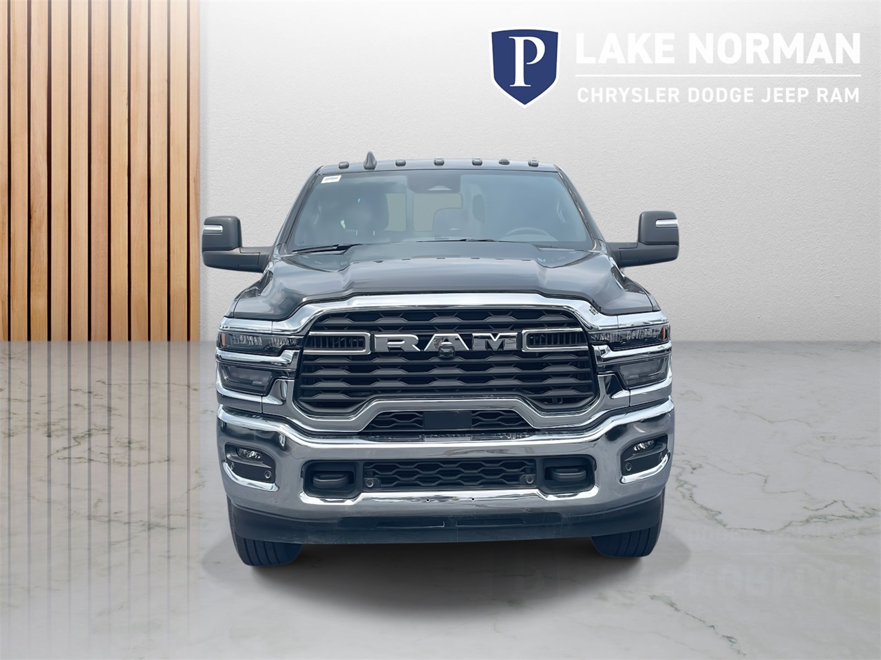 2025 Ram 2500 Tradesman photo 2