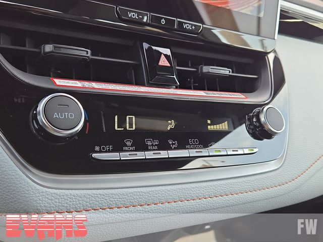 2025 Toyota Corolla SE photo 7