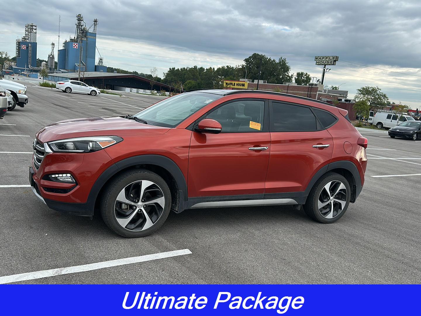 Used 2017 Hyundai Tucson Limited with VIN KM8J3CA25HU307550 for sale in Kansas City