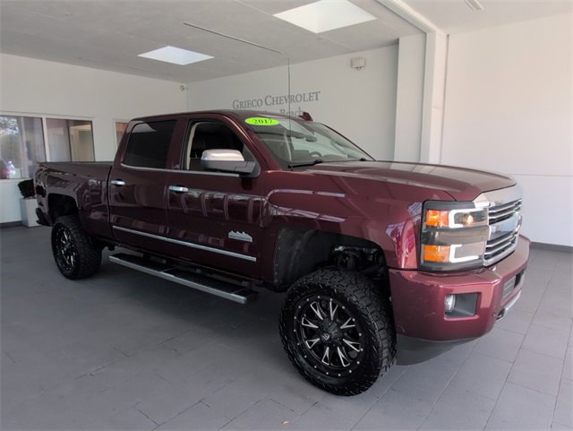 2017 Chevrolet Silverado 2500HD High Country photo 2