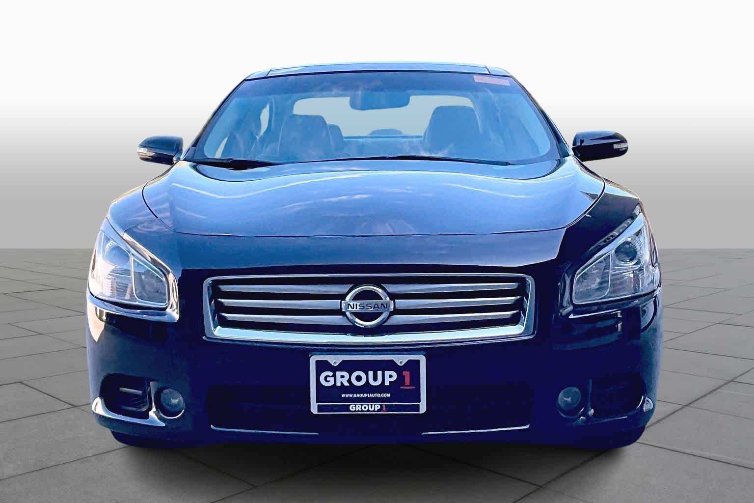 2014 Nissan Maxima SV Premium photo 2