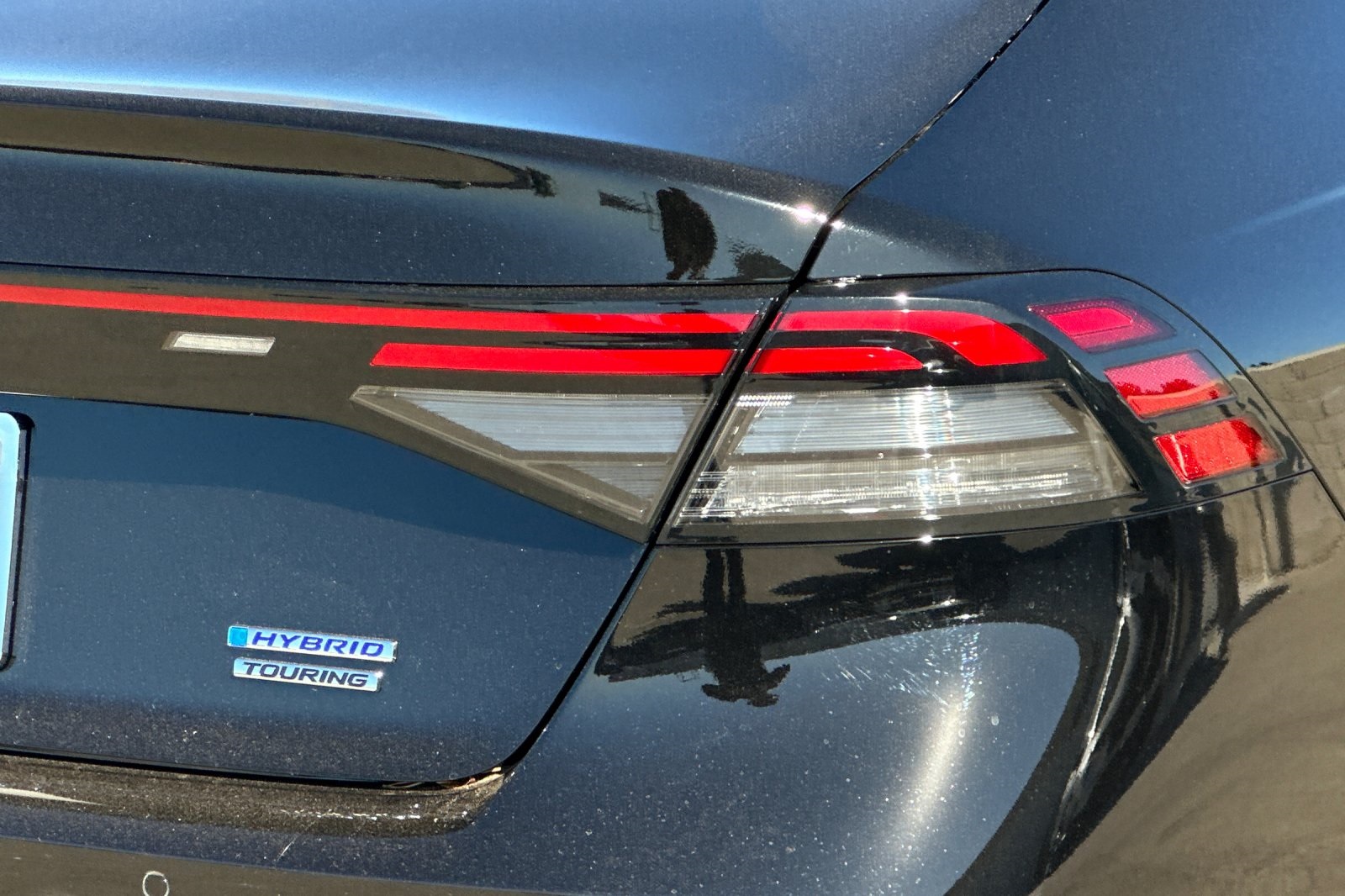 2025 Honda Accord Touring photo 30