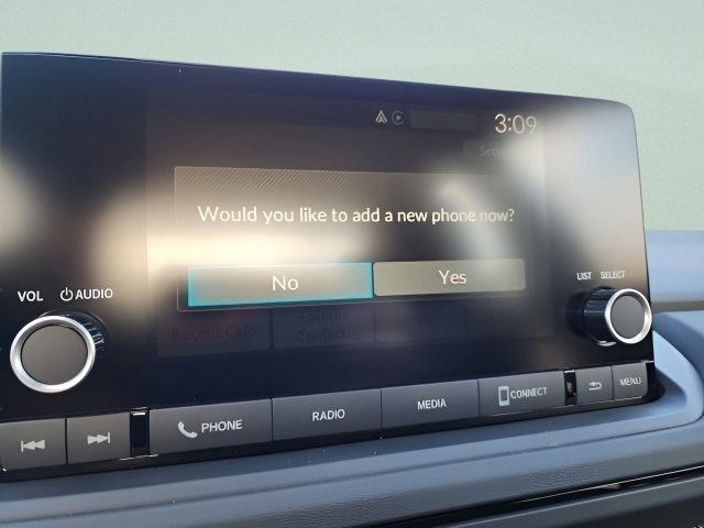 2025 Honda Accord LX photo 21