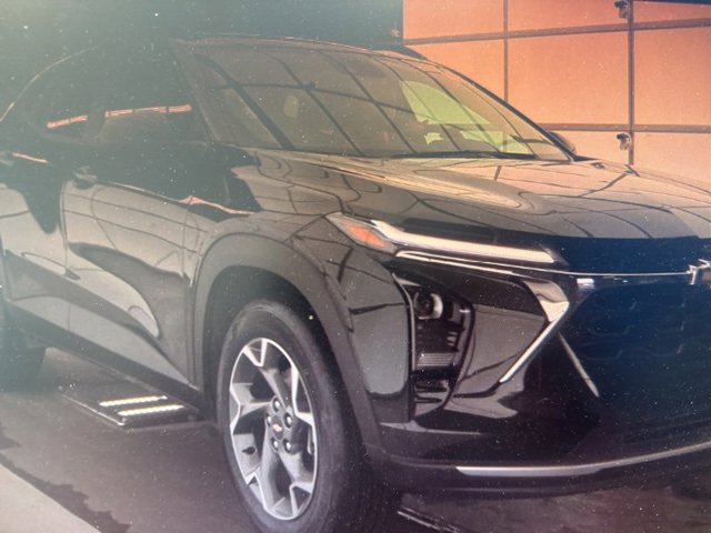 2025 Chevrolet Trax LT's photo