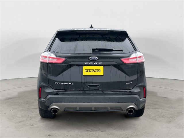 2024 Ford Edge Titanium photo 4