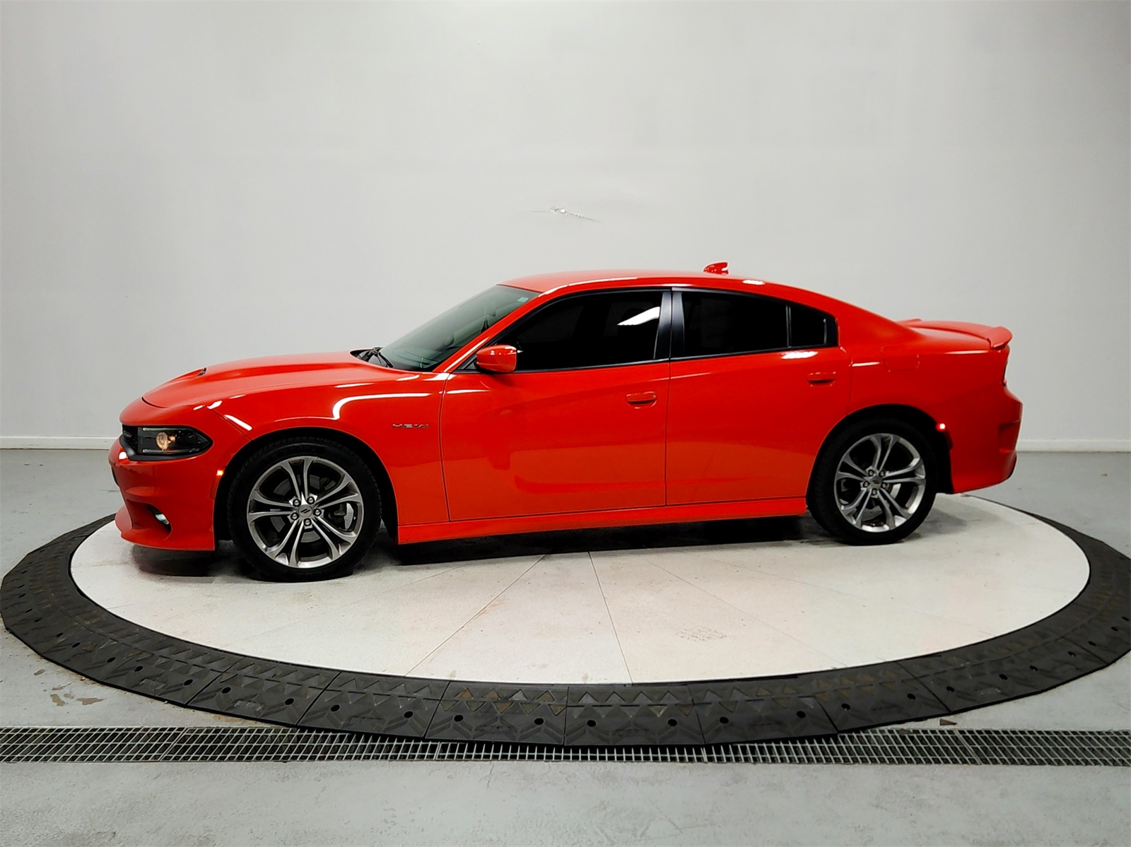 2022 Dodge Charger R/T photo 4