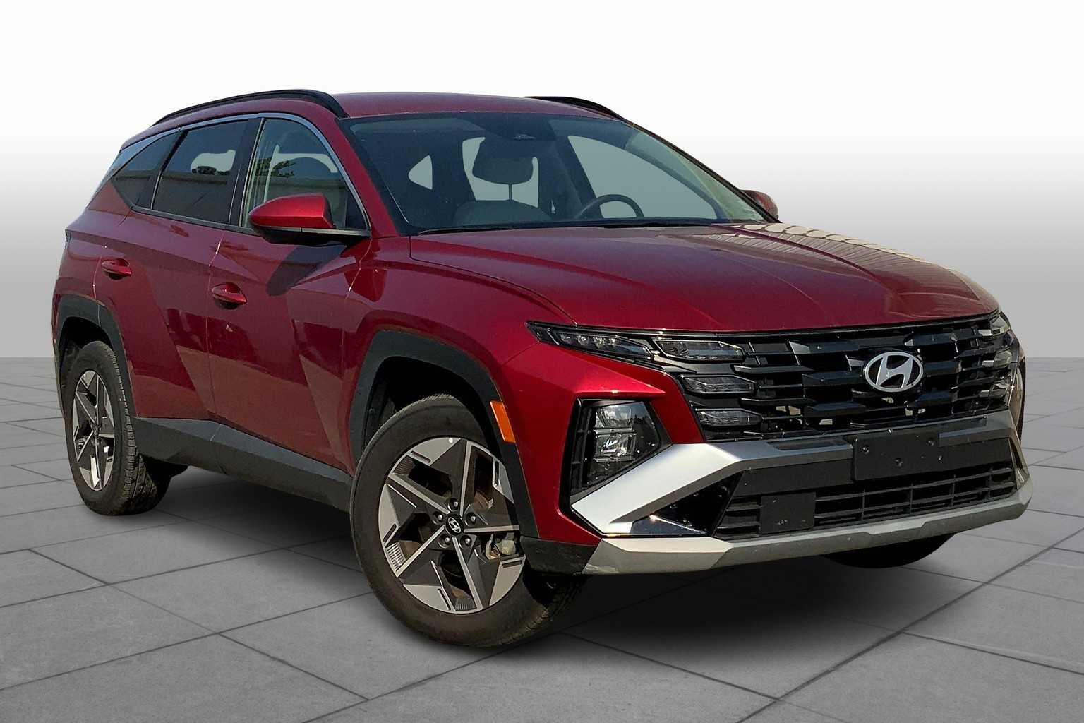 2025 Hyundai Tucson SEL photo 2
