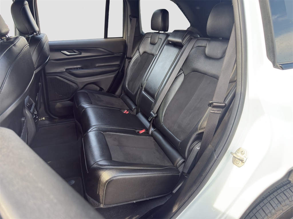 2024 Jeep Grand Cherokee Altitude X photo 13