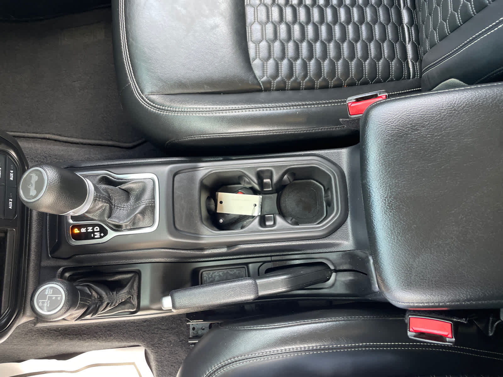 2021 Jeep Wrangler Sport S photo 22