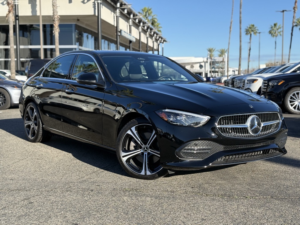 2025 Mercedes-Benz C-Class Sedan C 300's photo