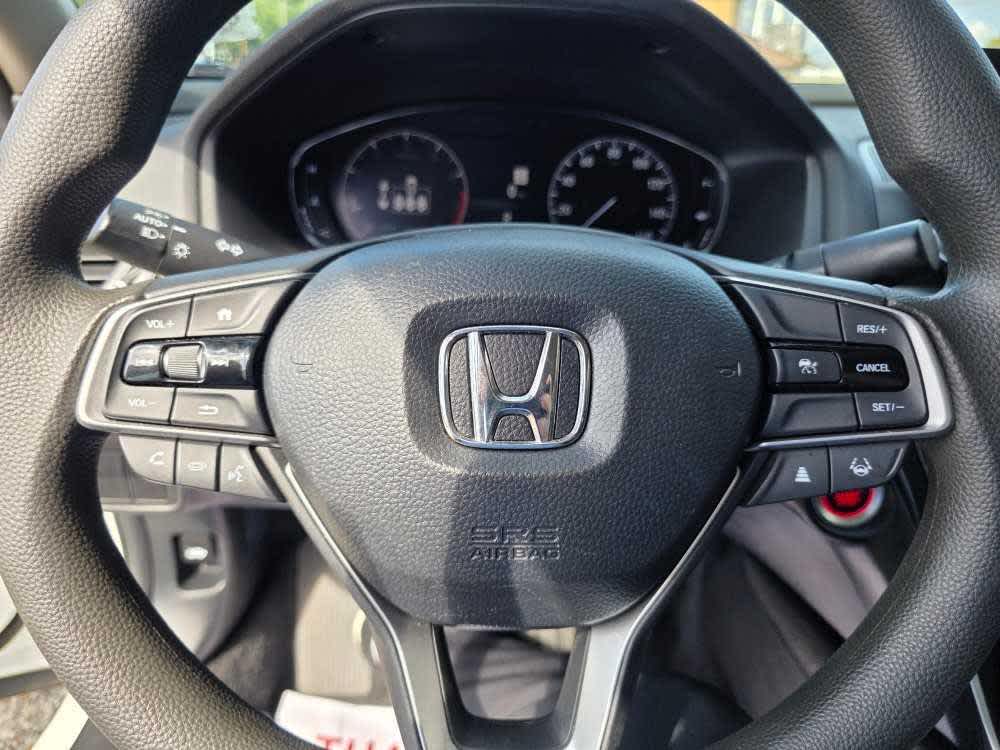 2021 Honda Accord LX photo 17