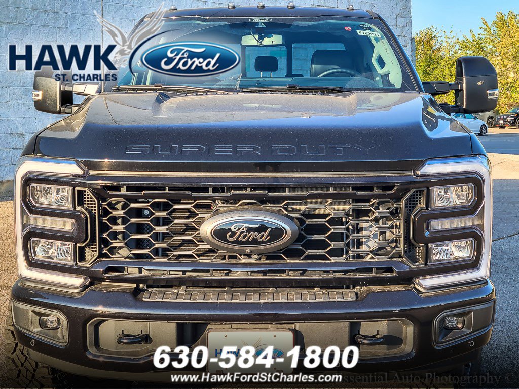 2026 Ford F-250 Lariat photo 4