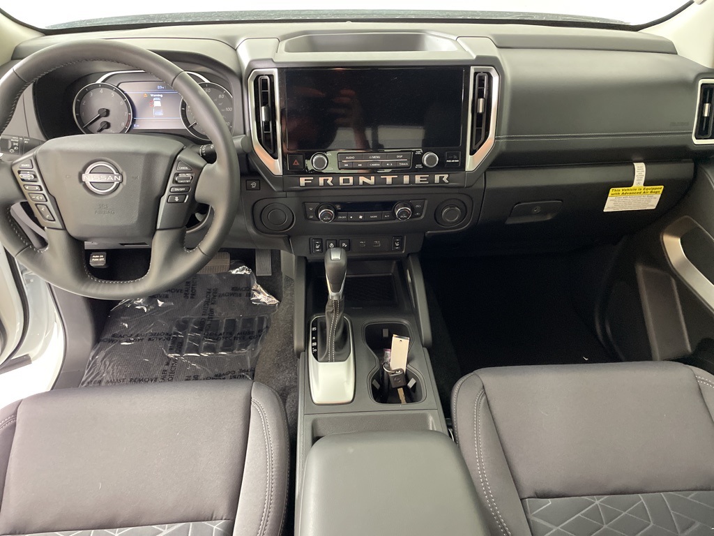 2025 Nissan Frontier SV photo 35