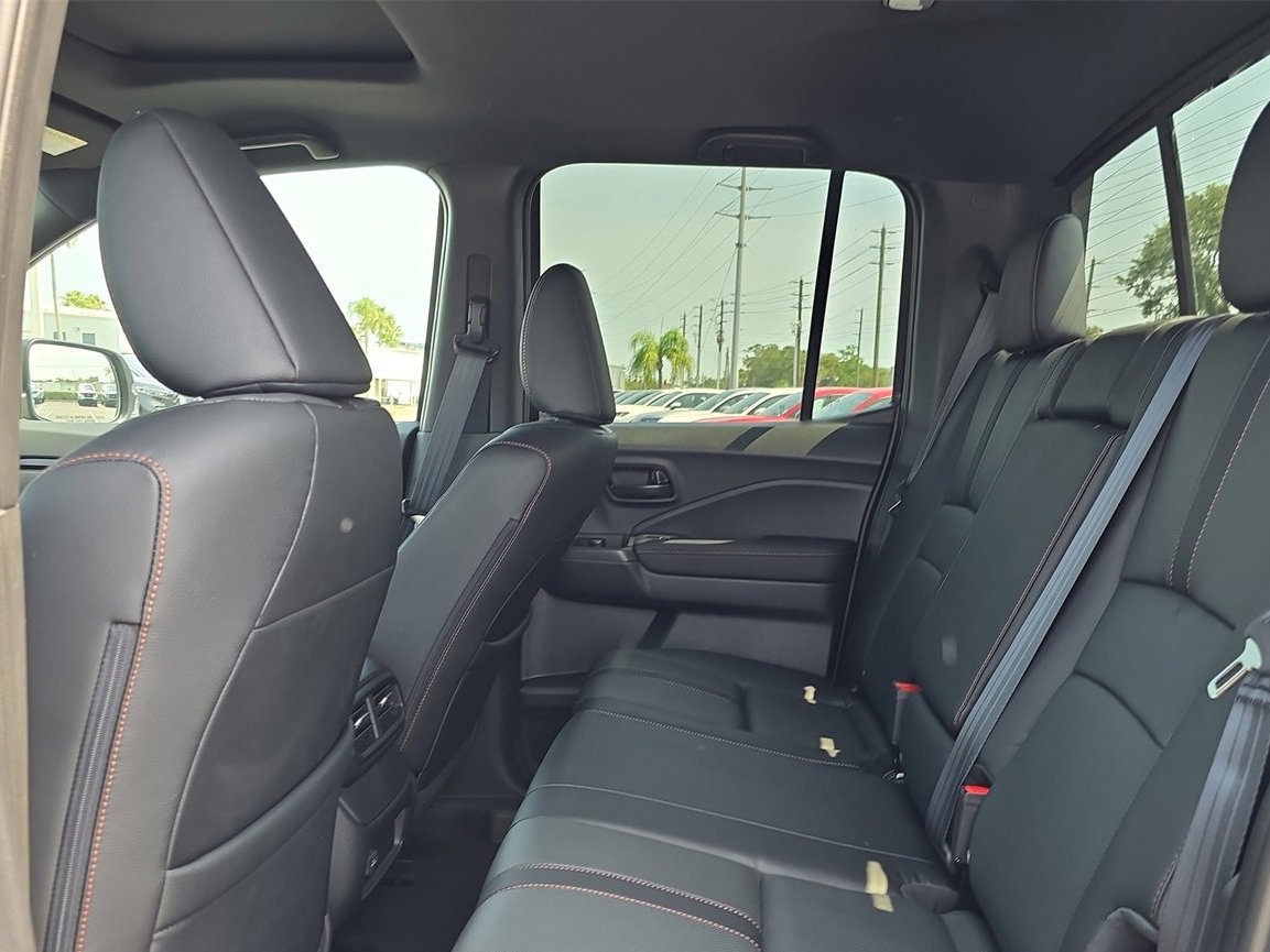 2025 Honda Ridgeline TrailSport photo 17