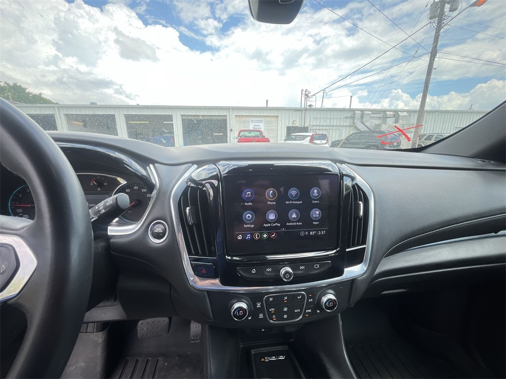 2022 Chevrolet Traverse photo 15
