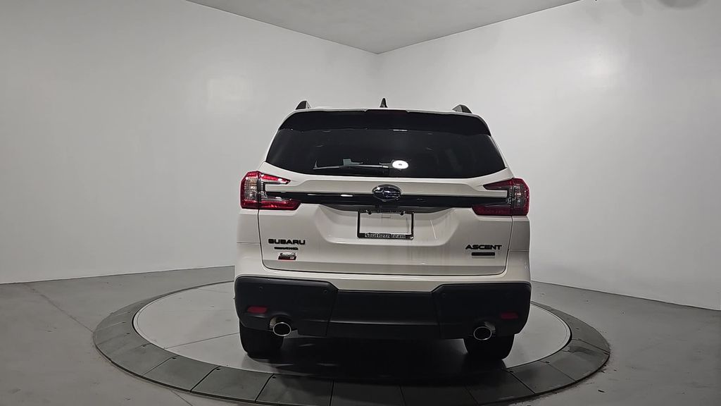 2025 Subaru Ascent Limited photo 4