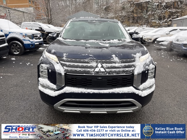 2024 Mitsubishi Outlander's photo