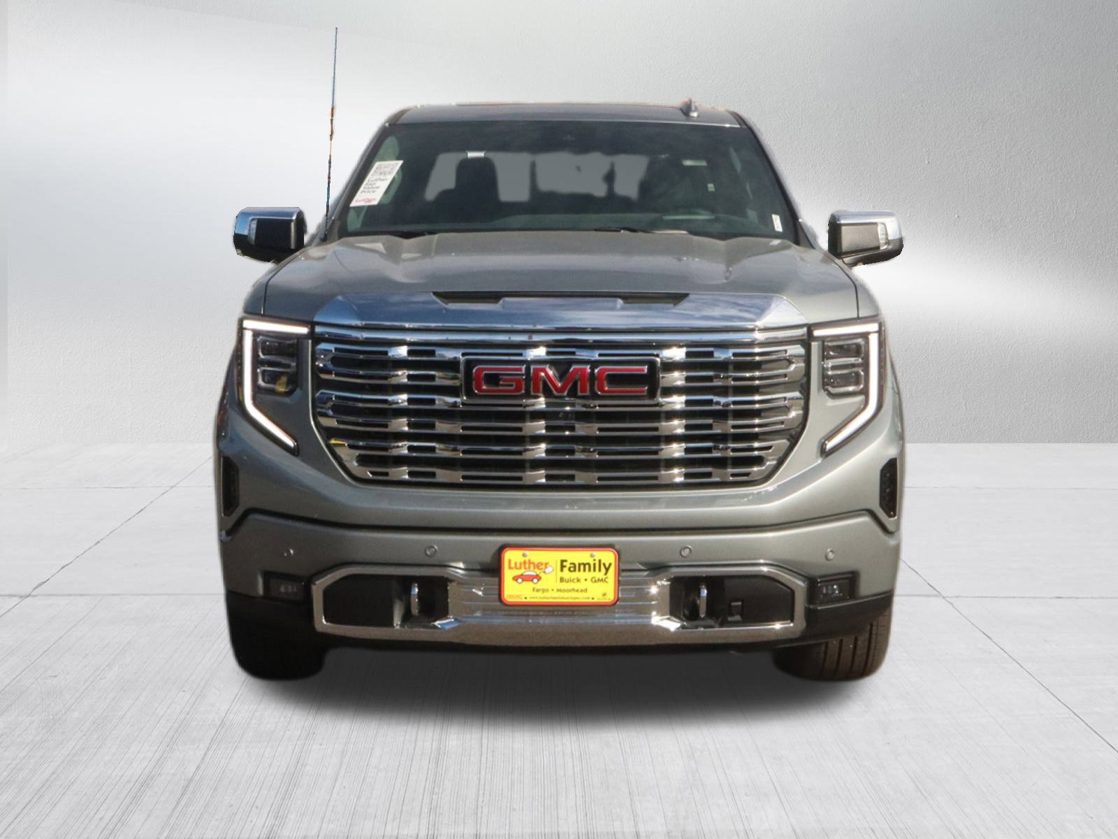 2026 Gmc Sierra 1500 Denali photo 2