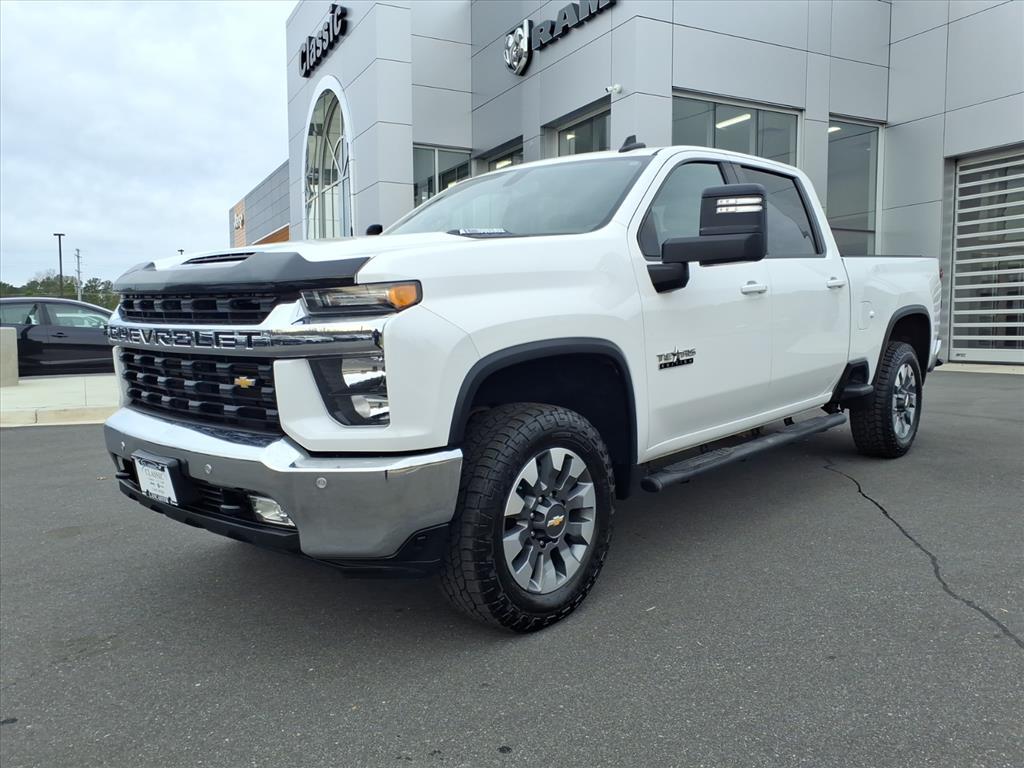 2022 Chevrolet Silverado 3500HD LT's photo