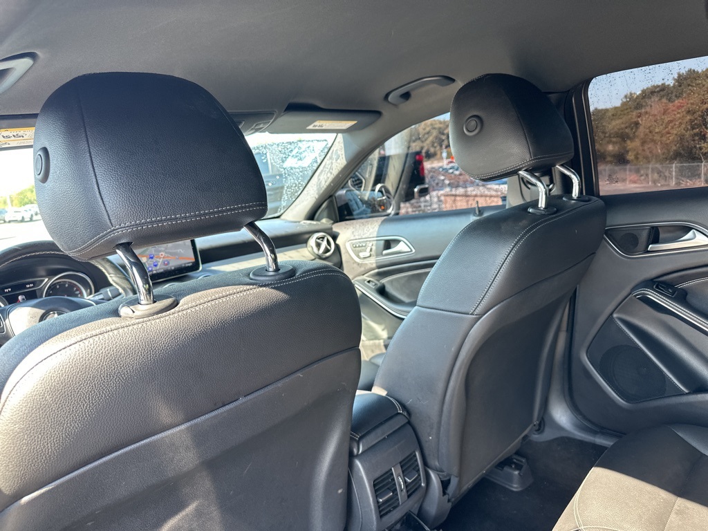 2018 Mercedes Benz GLA 250 4MATIC photo 15
