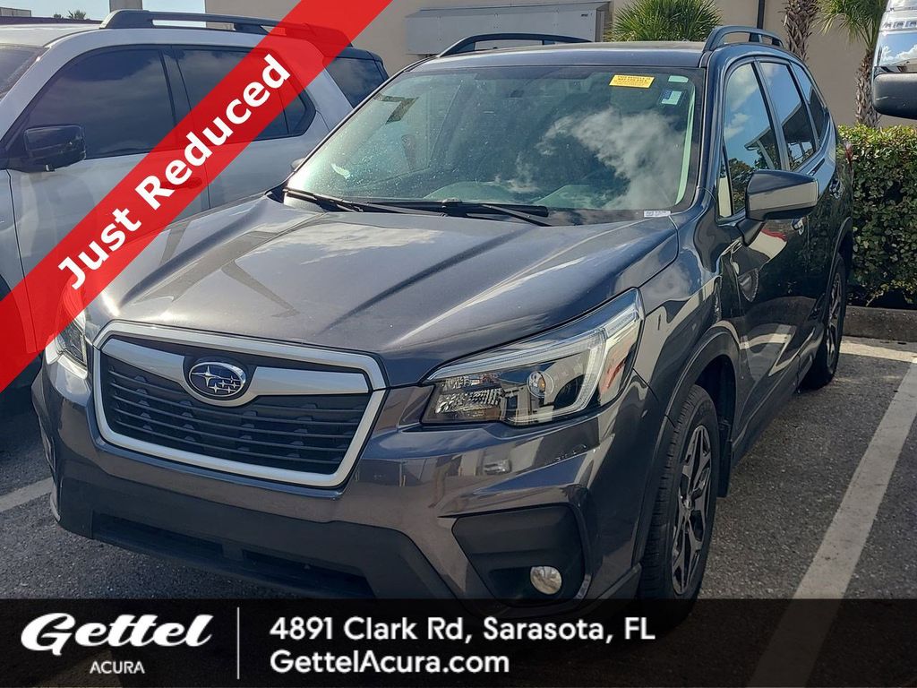 2021 Subaru Forester Premium's photo