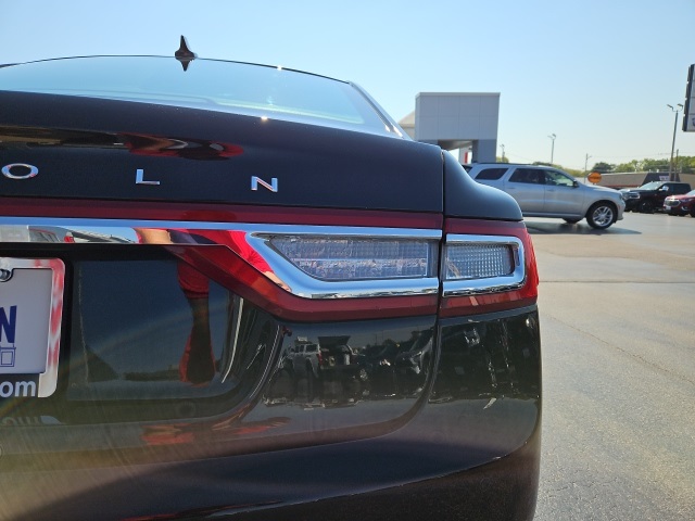2020 Lincoln Continental photo 4