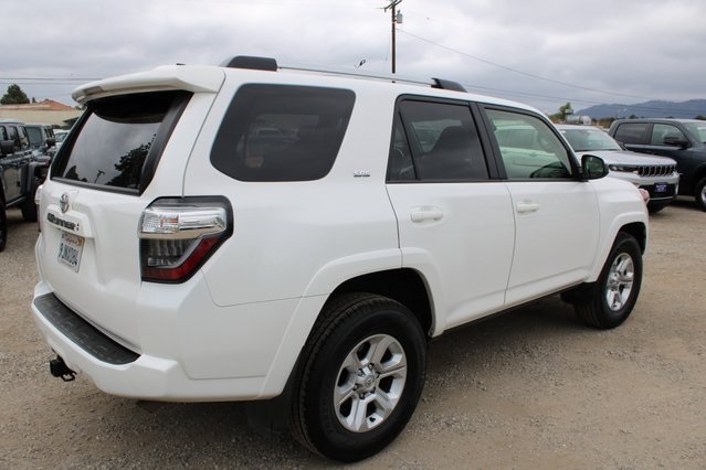 2024 Toyota 4Runner SR5 photo 3