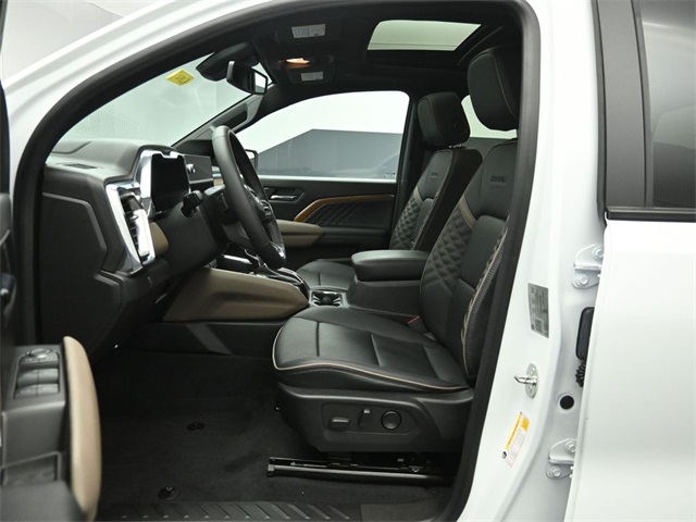 2023 GMC CANYON - Image 10