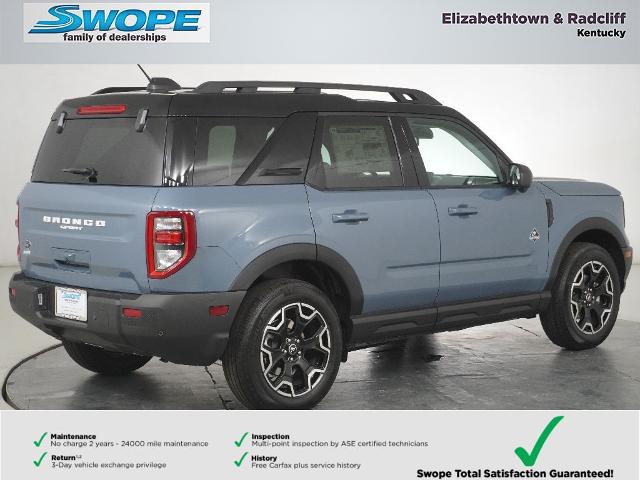 2025 Ford Bronco Sport Outer Banks photo 3