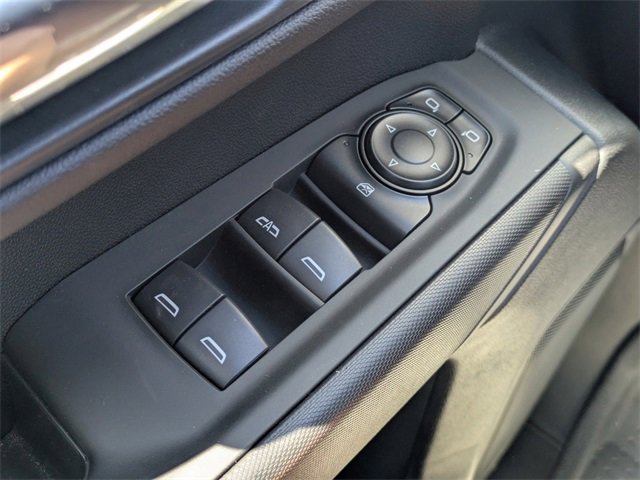 2025 Chevrolet Silverado 1500 Custom photo 21