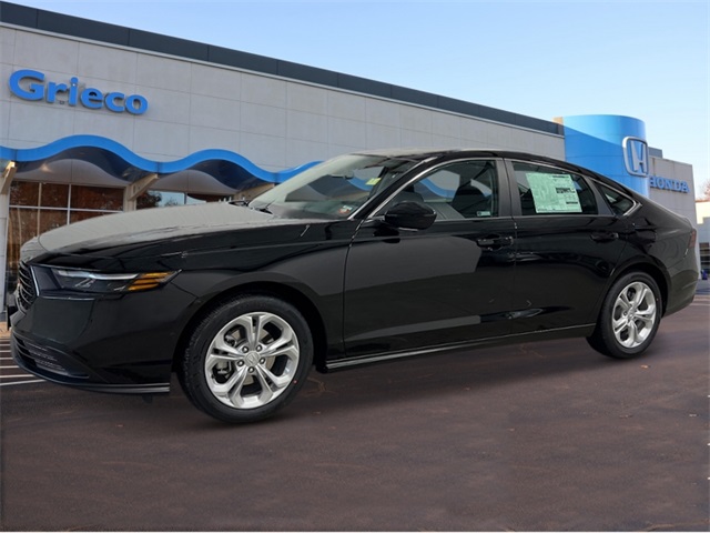 2025 Honda Accord LX photo 2
