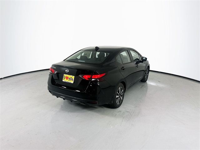 2025 Nissan Versa SV photo 7