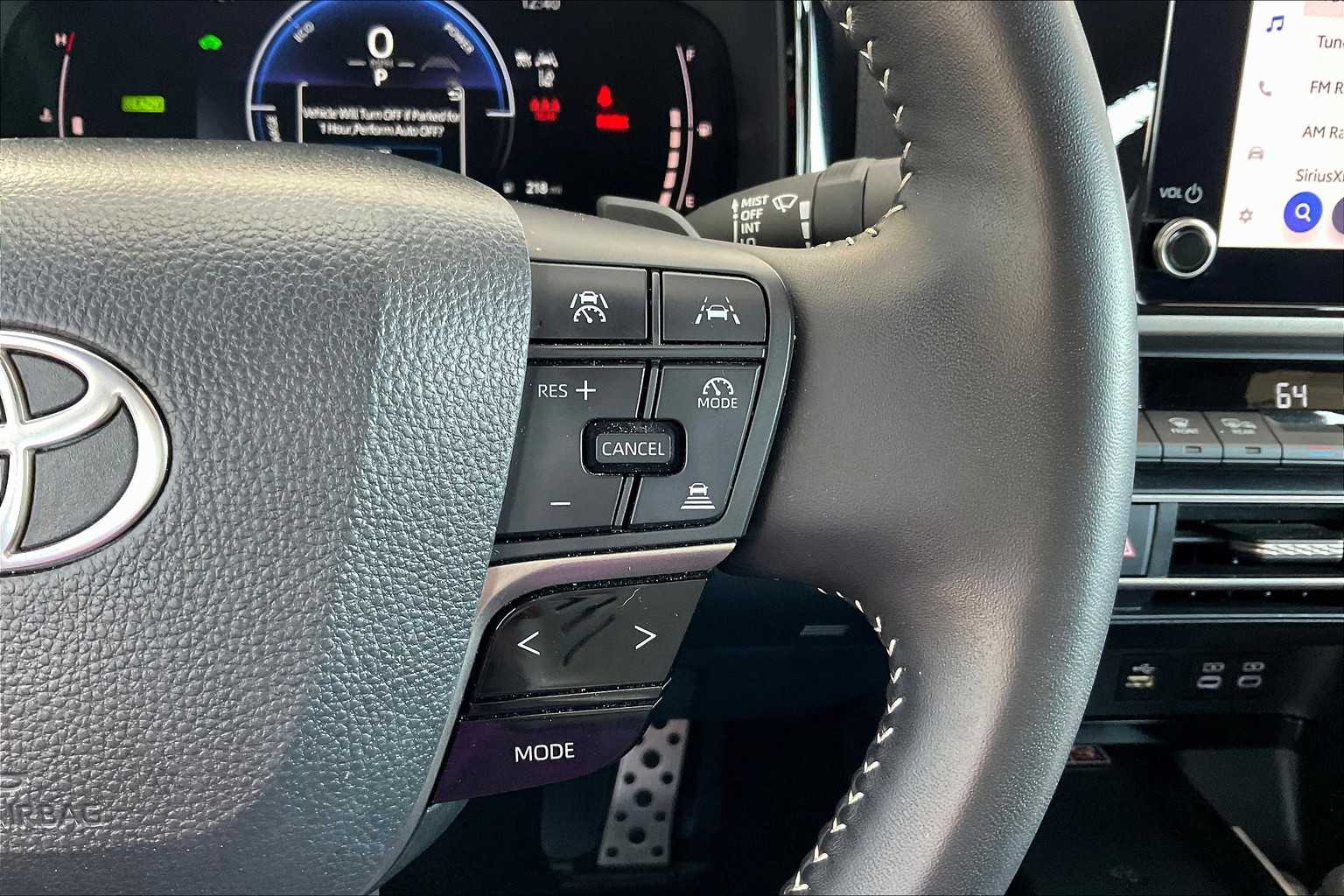 2025 Toyota Camry SE photo 23