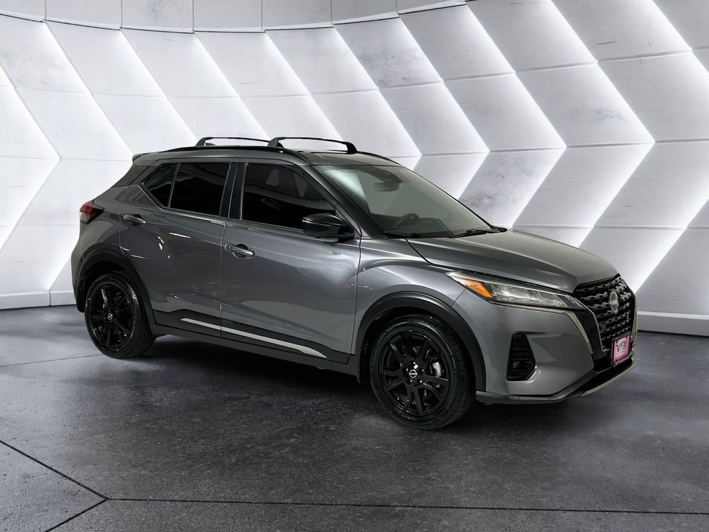 2024 Nissan Kicks SR