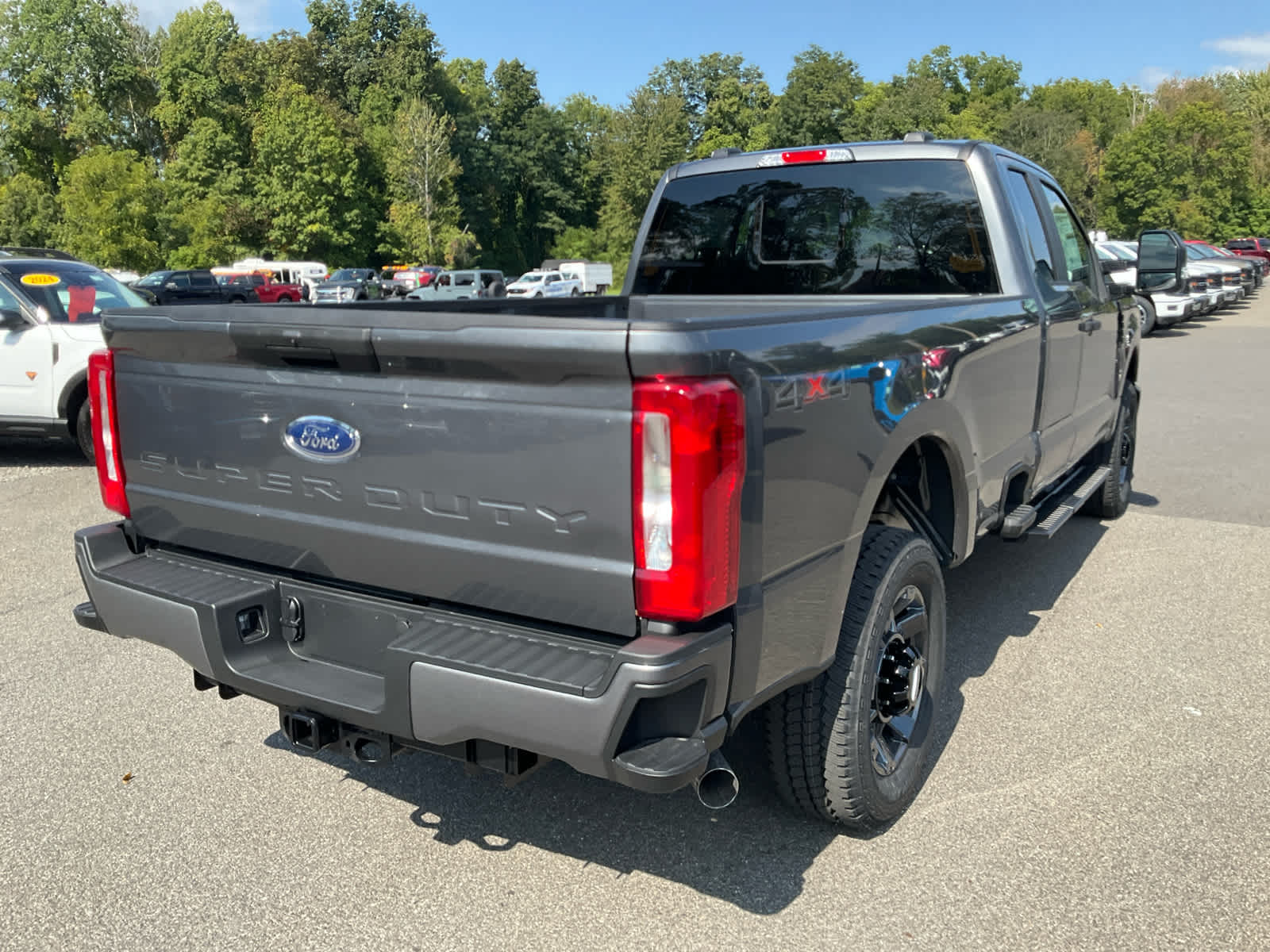 2026 Ford F-350 XL photo 3