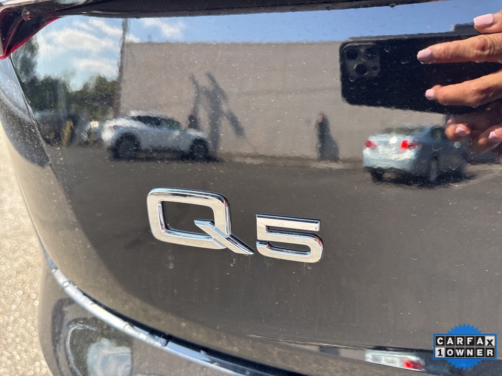 2023 Audi Q5 45 S line Premium photo 10