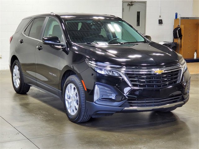 2022 Chevrolet Equinox LT photo 3