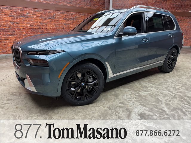 2026 BMW X7 40i's photo