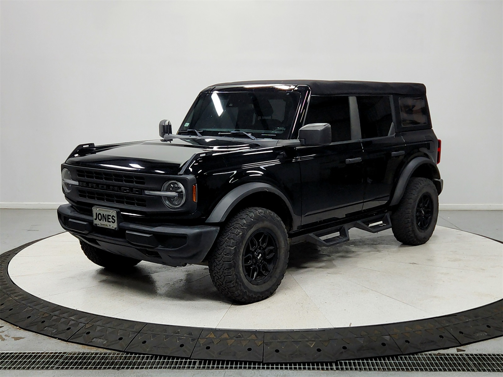 2022 Ford Bronco Base photo 3